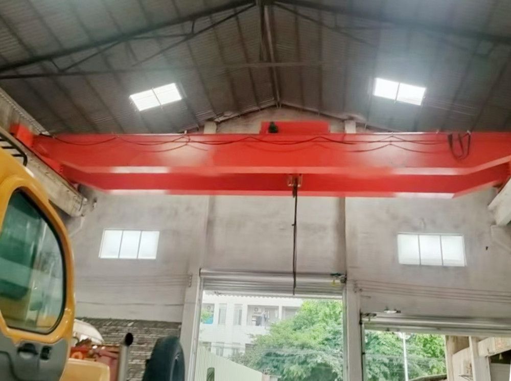 電動葫蘆雙梁起重機(jī).jpg