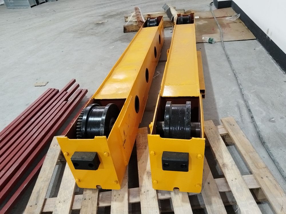 起重機(jī)端梁、LDA/LH起重機(jī)端梁、大車運(yùn)行車輪組機(jī)構(gòu)
