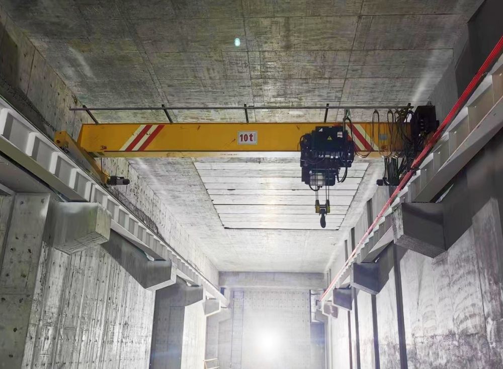 歐式新型電動(dòng)單梁起重機(jī)、新中式起重機(jī)廠家品牌、產(chǎn)地貨源