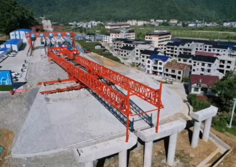 河南新鄉(xiāng)架橋機(jī)廠家報(bào)價(jià)、公路鐵路架橋機(jī)型號(hào)規(guī)格、技術(shù)參數(shù)