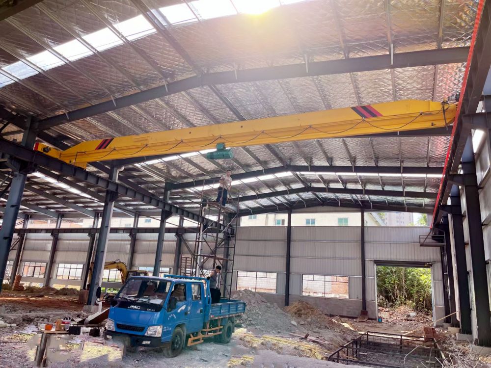 電動單梁起重機(jī)、天車、吊機(jī)、行吊廠家銷售、安裝維修-礦山起重機(jī)