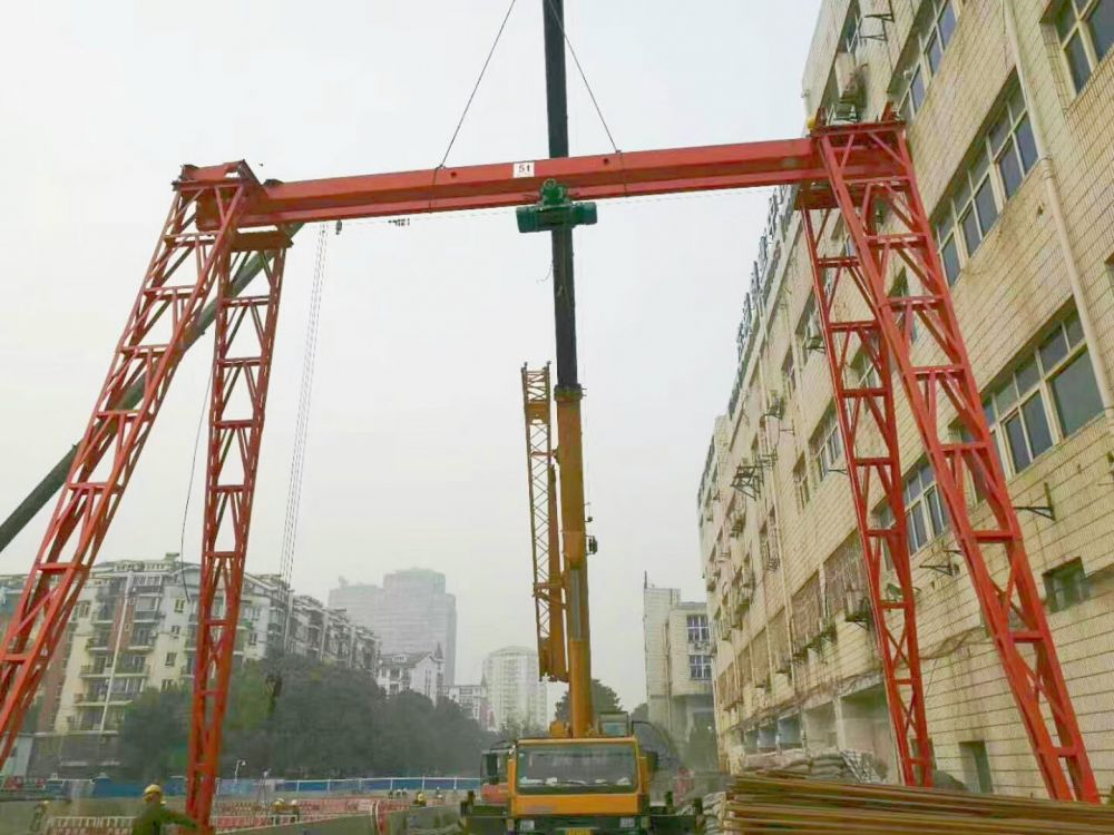 小型龍門吊、小型龍門架、輕小起重設(shè)備生產(chǎn)廠家級報價