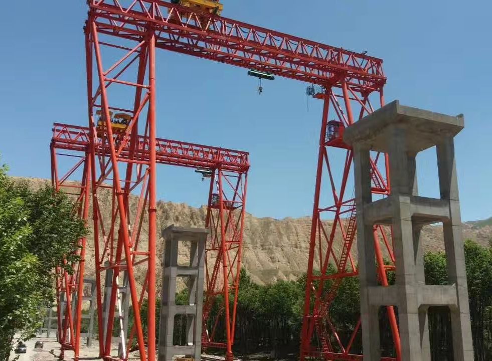 提梁機(jī)、移梁機(jī)、MG型桁架門式起重機(jī)、路橋門機(jī)