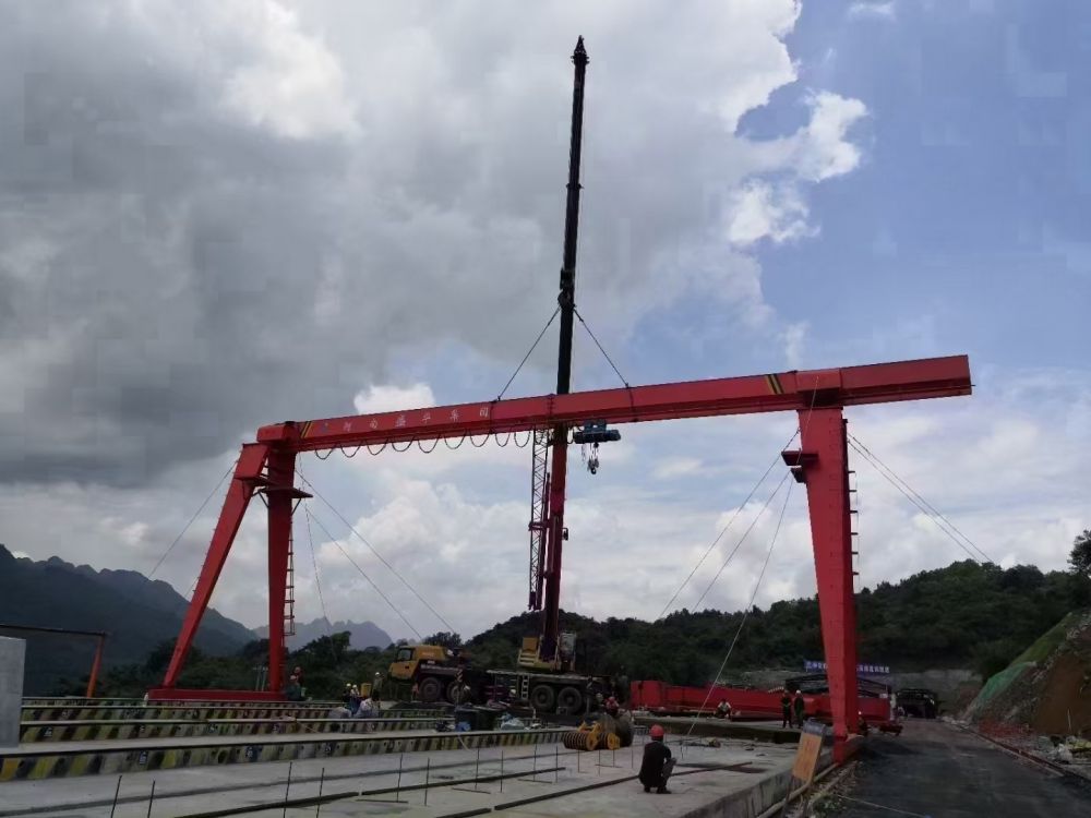 電動門式起重機、龍門吊廠家生產(chǎn)制造、安裝維修維保服務(wù)