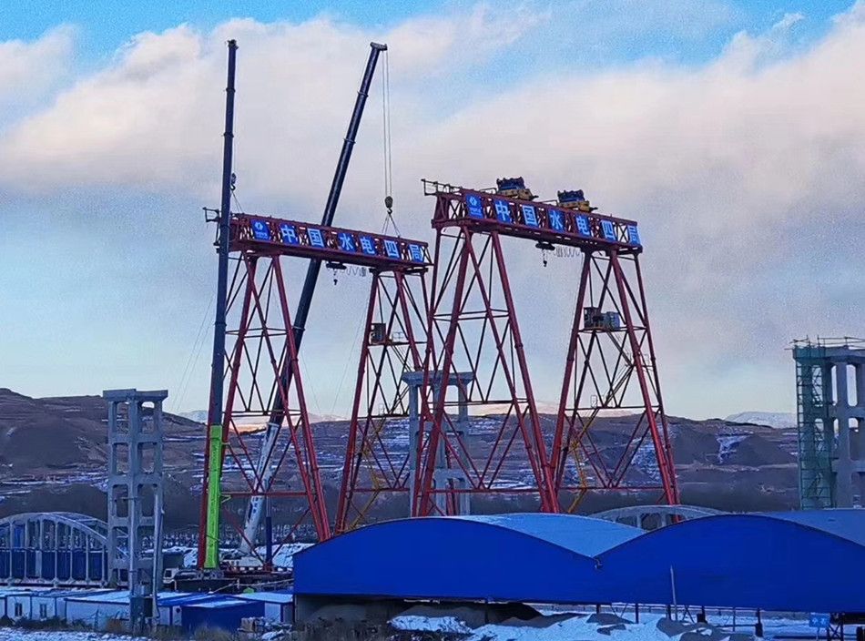 成都龍門吊、提梁機(jī)、MG型電動(dòng)門式起重機(jī)廠家銷售、安裝維修