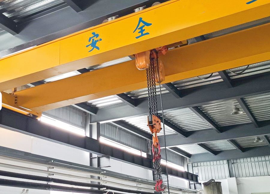 廣州橋式起重機(jī)、LH型電動(dòng)單梁起重機(jī)