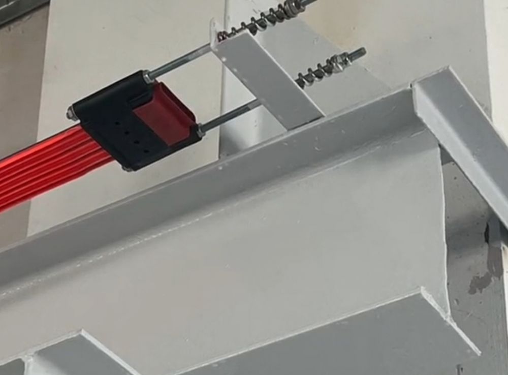 無接縫滑觸線、安全滑導(dǎo)線電軌、拉緊器廠家、價(jià)格