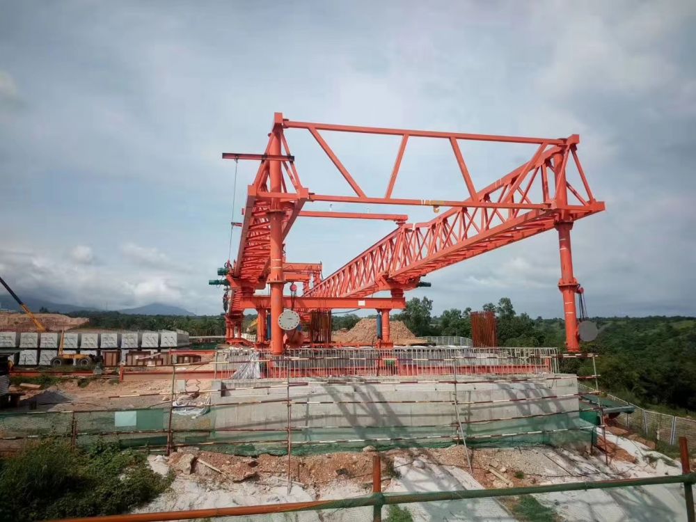 海南三亞架橋機，公路、鐵路架橋機廠家生產(chǎn)制造、價格方案、安裝維修