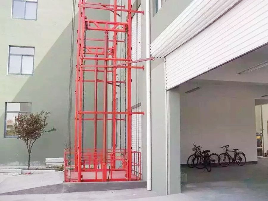 山東臨沂升降機(jī)、載貨平臺(tái)、鏈條導(dǎo)軌式升降機(jī)廠家銷售