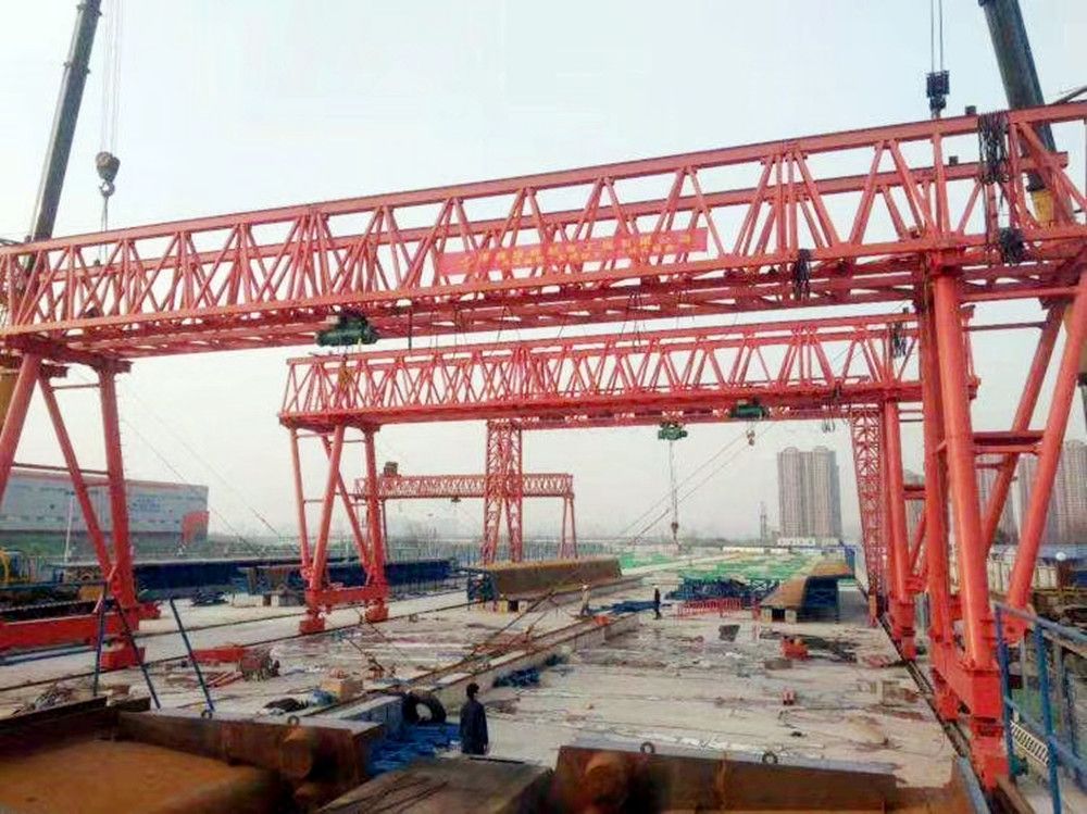張家界門式起重機(jī)、提梁機(jī)、路橋門機(jī)、梁場(chǎng)龍門吊廠家銷售