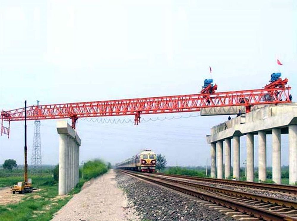 路橋門機(jī)廠家、工程門式起重機(jī)、提梁機(jī)、龍門吊租賃、安裝搬遷維修