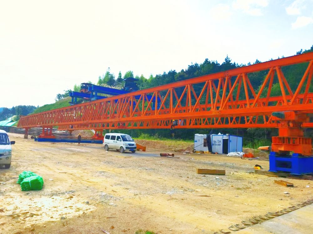 租賃架橋機.jpg
