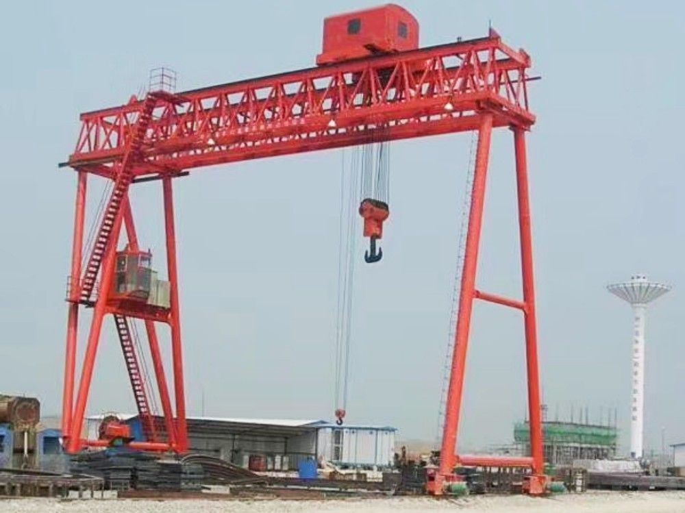 路橋門機(jī)、提梁機(jī)、移梁機(jī)、工程龍門吊設(shè)計(jì)制造、租賃出租、安裝維修