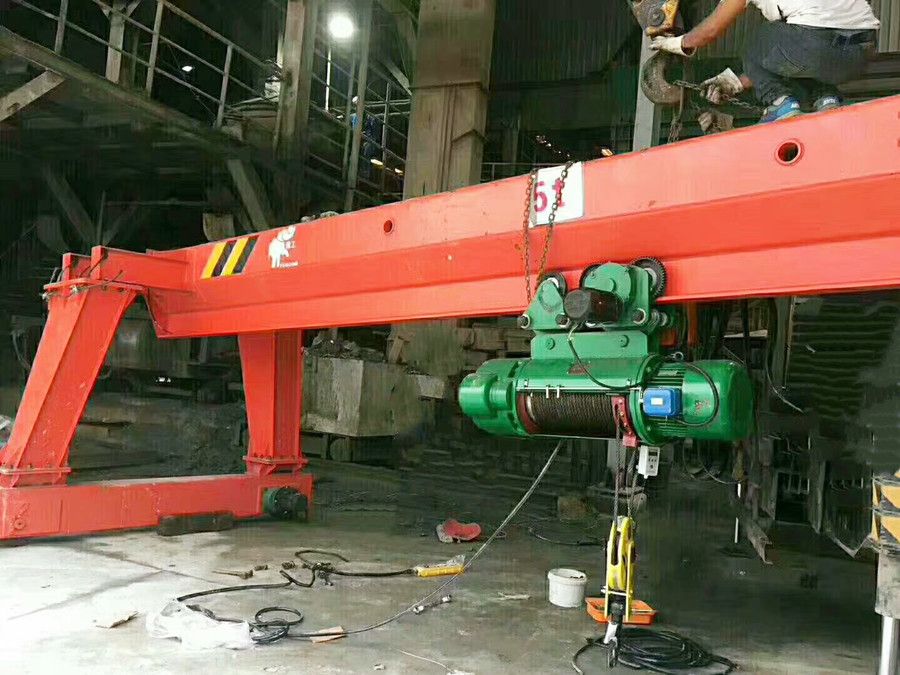 江西上饒龍門吊、行業(yè)專用起重機(jī)、MH型電動單梁門式起重機(jī)
