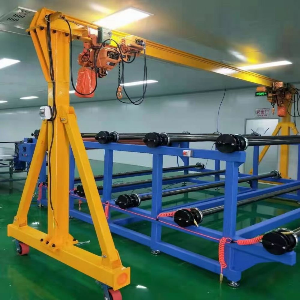 手推龍門吊、電動無軌龍門架、小型龍門吊廠家生產(chǎn)制造、安裝維修