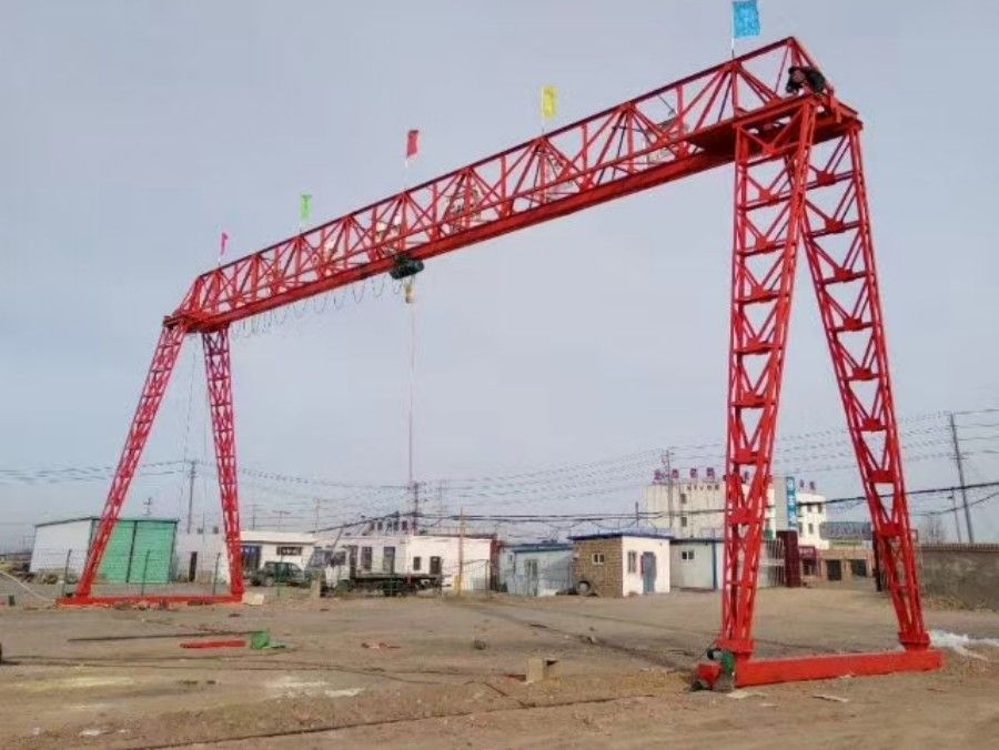 龍門吊品牌廠家、MH型電動桁架單梁門式起重機(jī)