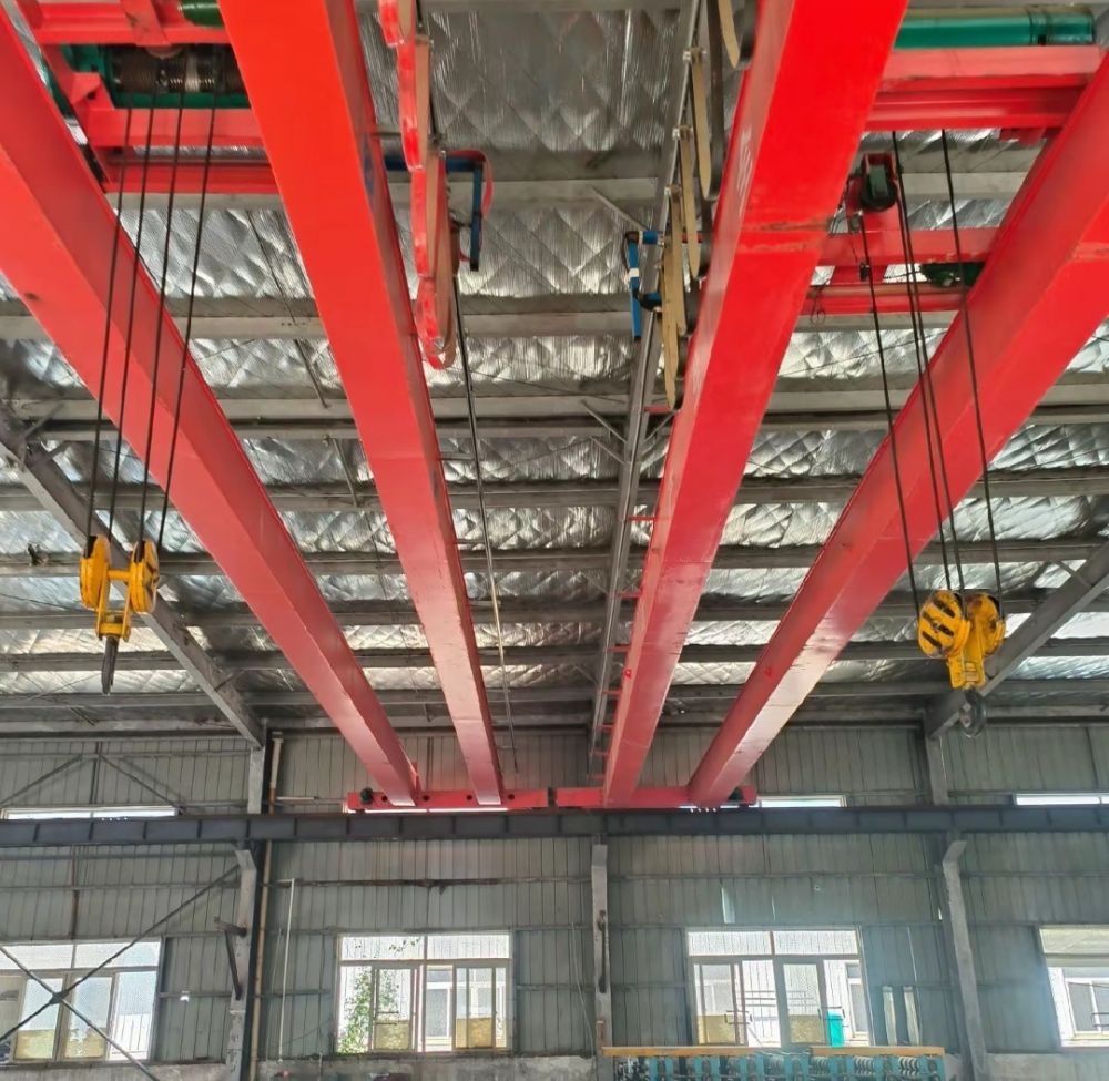 LH電動(dòng)葫蘆橋式起重機(jī)、陜西起重機(jī)廠家報(bào)價(jià)