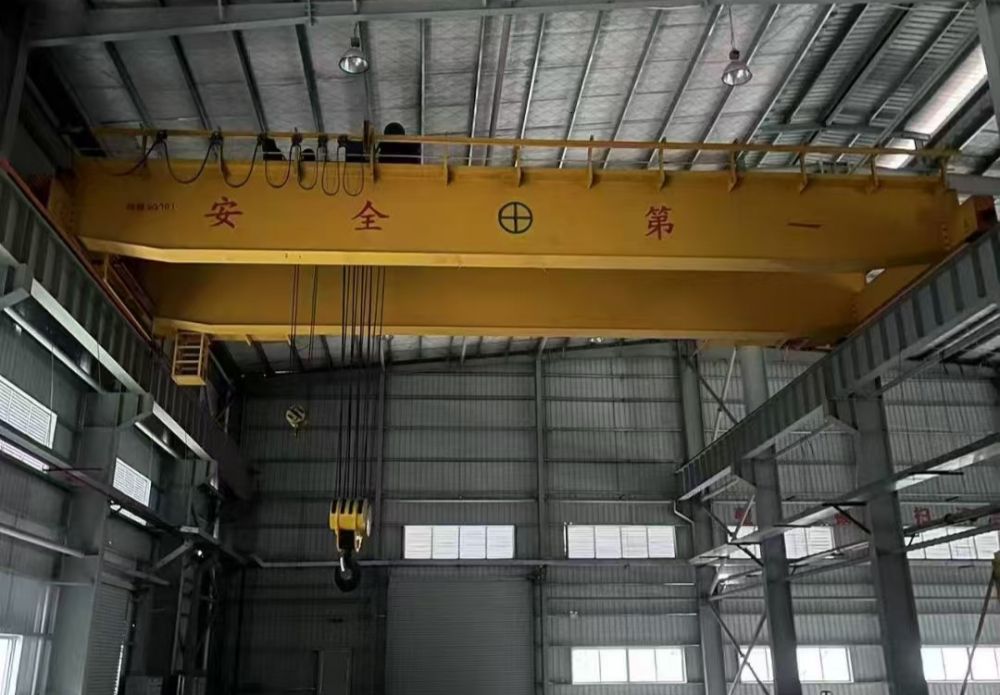 LH型電動(dòng)葫蘆雙梁橋式起重機(jī)、天車、吊機(jī)
