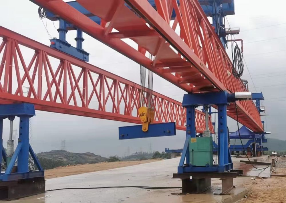 公路鐵路高鐵架橋機(jī)、架橋機(jī)租賃出租、搬遷移裝