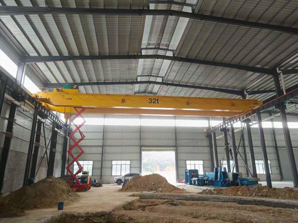 電動(dòng)雙梁起重機(jī)、雙梁吊機(jī)、天車、行車生產(chǎn)廠家、型號(hào)規(guī)格、參數(shù)圖紙