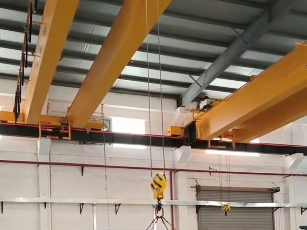 臨沂起重機(jī)、LH型/LHE型電動(dòng)雙梁橋式起重機(jī)生產(chǎn)制造、安裝維修