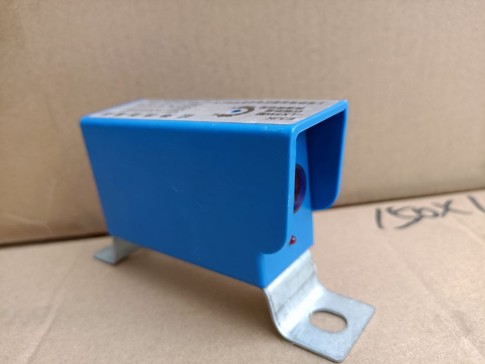 河南起重電氣、安全防護(hù)電氣、紅外線感應(yīng)行程開關(guān)批發(fā)