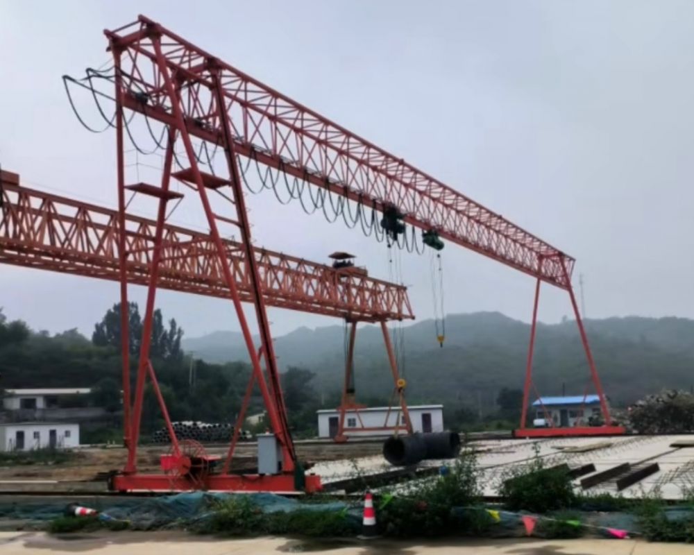 單雙梁門式起重機、工程龍門吊、桁架式門機-長城起重
