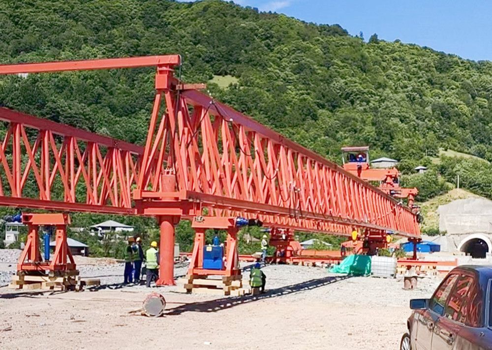 貴州遵義路橋起重機械、自平衡架橋機廠家銷售、安裝維修