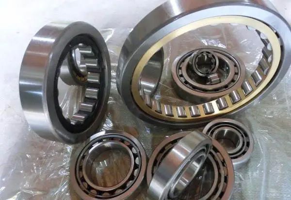 減速機(jī)軸承部件過熱、噪音大的原因及解決辦法