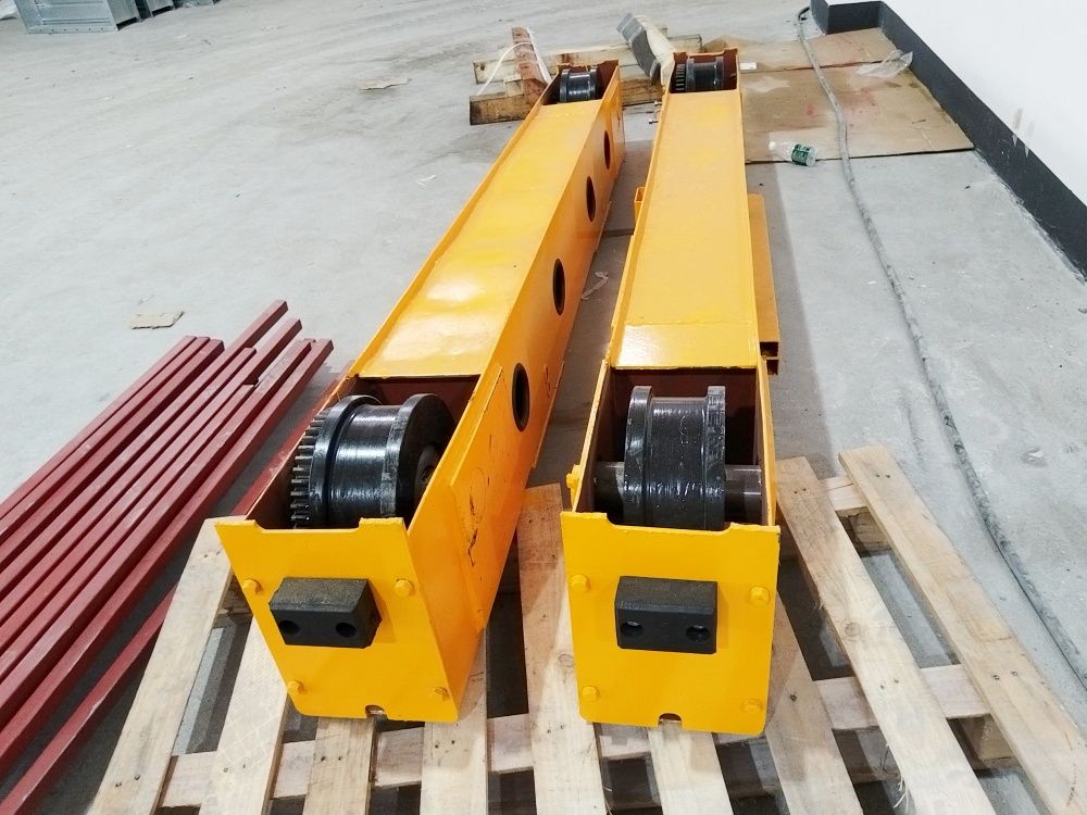 起重機(jī)端梁、電動(dòng)單梁起重機(jī)大車行走機(jī)構(gòu)、車輪組