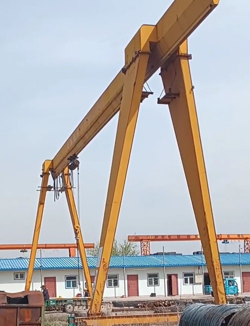 廣東清遠(yuǎn)龍門吊、MH型電動單梁門式起重機(jī)