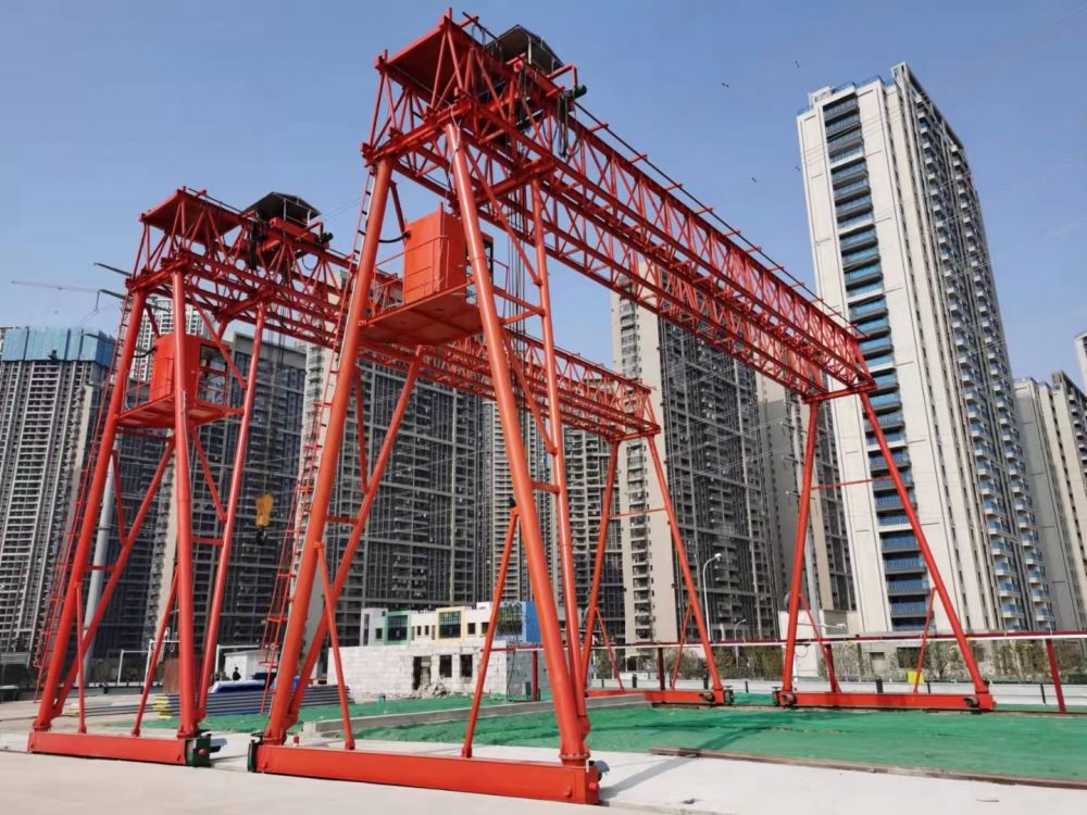 廣州番禺龍門吊、提梁機、雙梁桁架門式起重機、路橋門機、廠家銷售