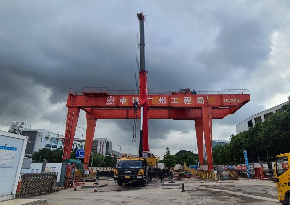 河南新鄉(xiāng)地鐵出渣機、地鐵專用龍門吊制造安裝租賃廠家服務(wù)