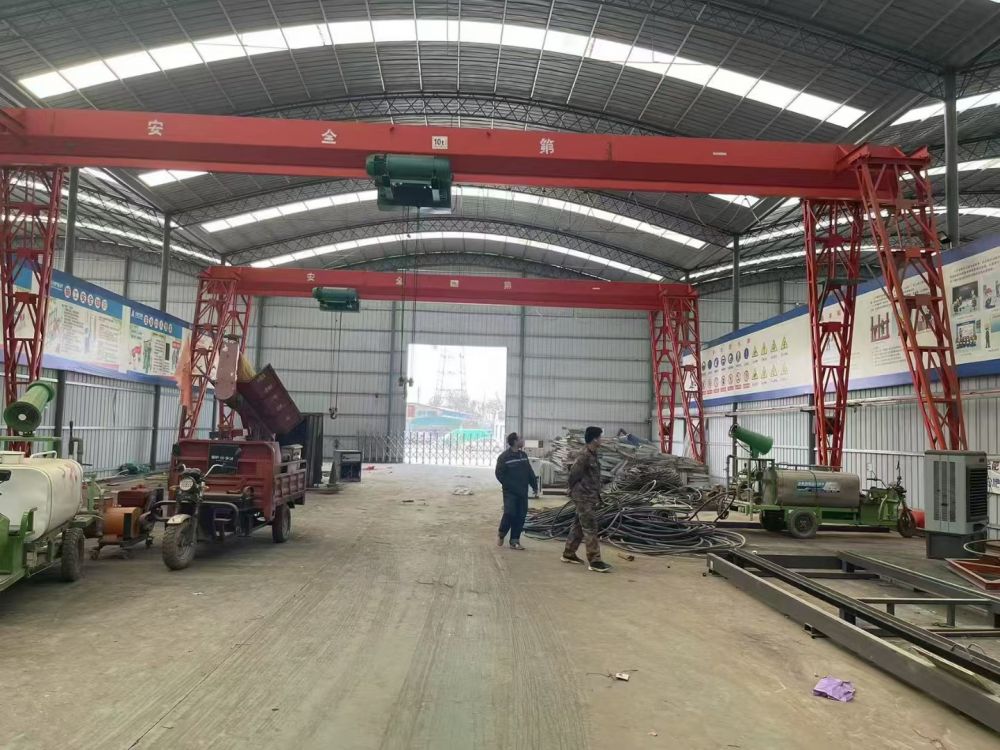 MH型龍門吊、MH型電動(dòng)單梁門式起重機(jī)