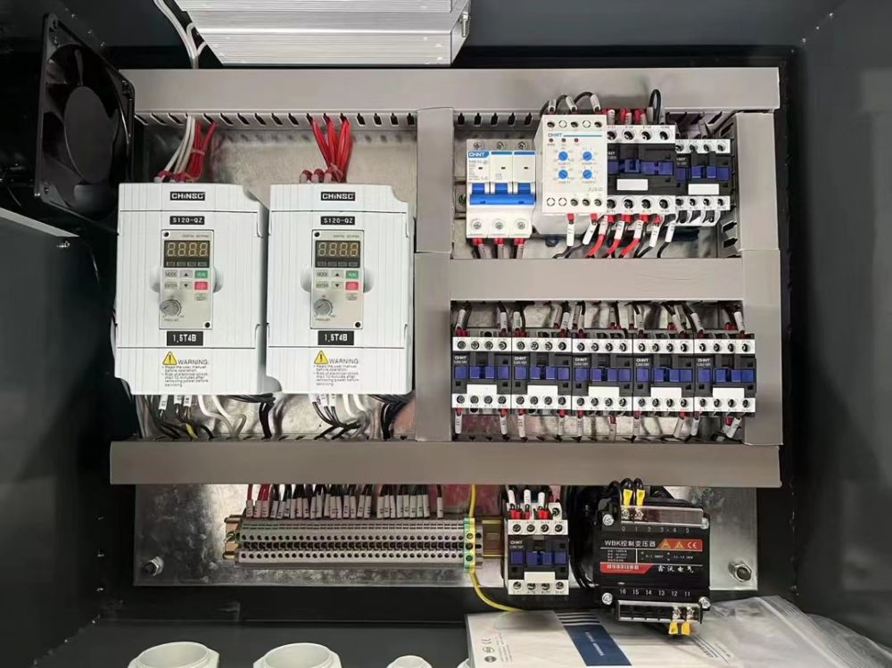 起重機(jī)電器控制箱柜廠家定制、高低壓/變頻器設(shè)計(jì)定制、安裝改造維修