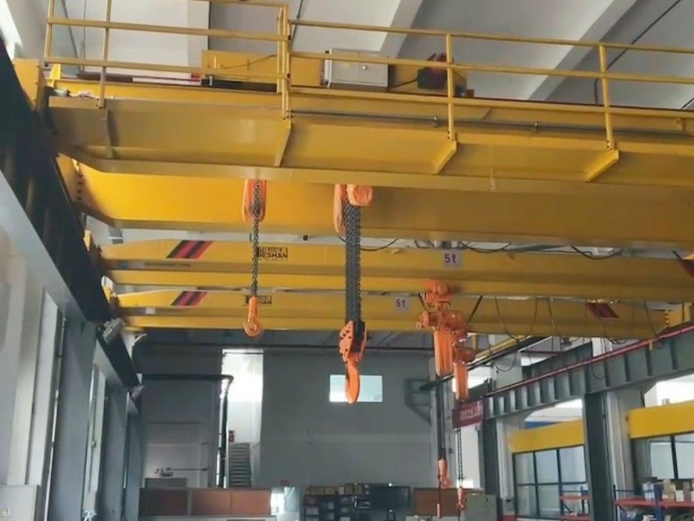 連云港起重機(jī)，橋式起重機(jī)、通用專用起重機(jī)、天車、吊機(jī)、桁吊