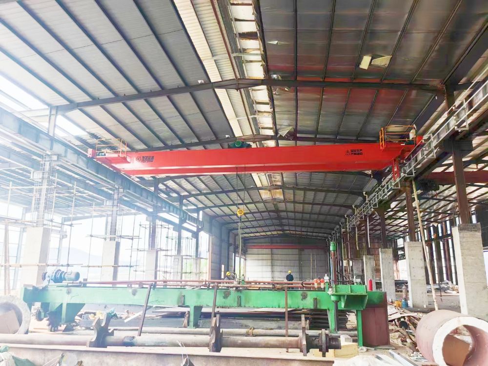 LH型電動(dòng)葫蘆雙梁橋式起重機(jī)、天車(chē)、吊機(jī)、橋吊、發(fā)達(dá)起重機(jī)