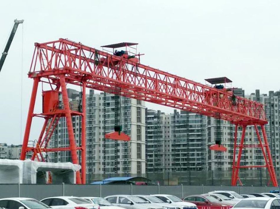 中山提梁機(jī)龍門吊、廣東聯(lián)鳴重型起重機(jī)有限公司