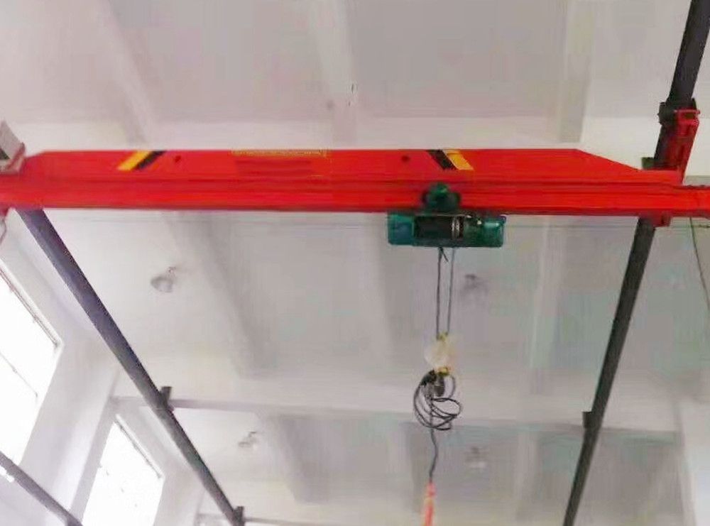 LX型電動單梁起重機.jpg