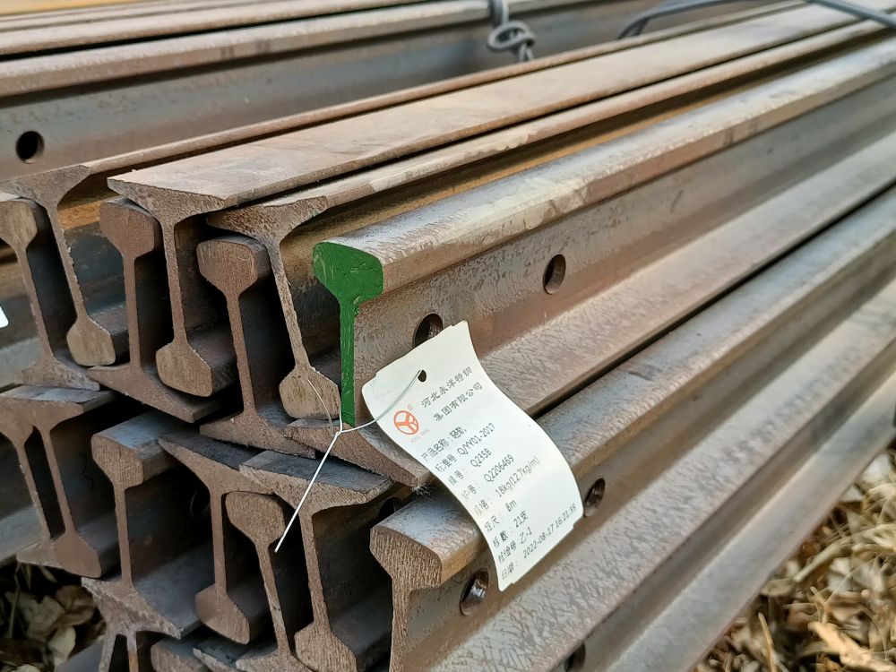 起重機(jī)路軌、行車軌道、鋼軌批發(fā)，鋼軌安裝調(diào)整校正
