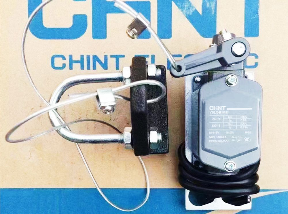 起重電氣、電動(dòng)葫蘆重錘式行程開關(guān)、斷火限位器批發(fā)