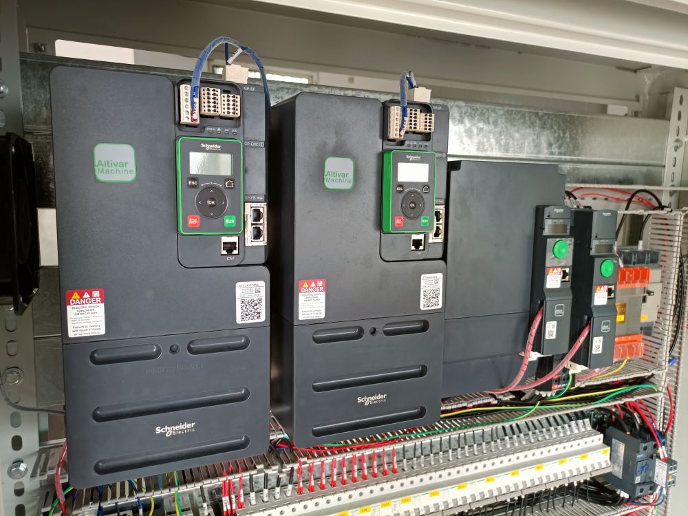 起重電氣柜廠家定制、高低壓變頻起重電氣箱柜設(shè)計制造、安裝維修