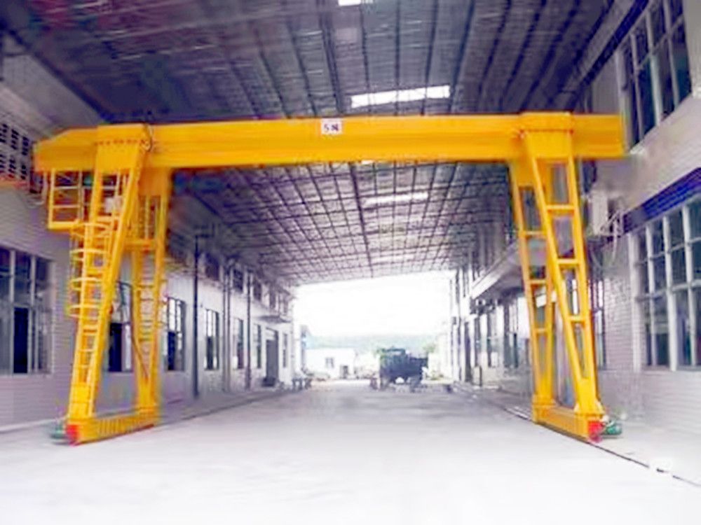 湖南龍門吊、衡陽(yáng)電動(dòng)單梁門式起重機(jī)廠家銷售