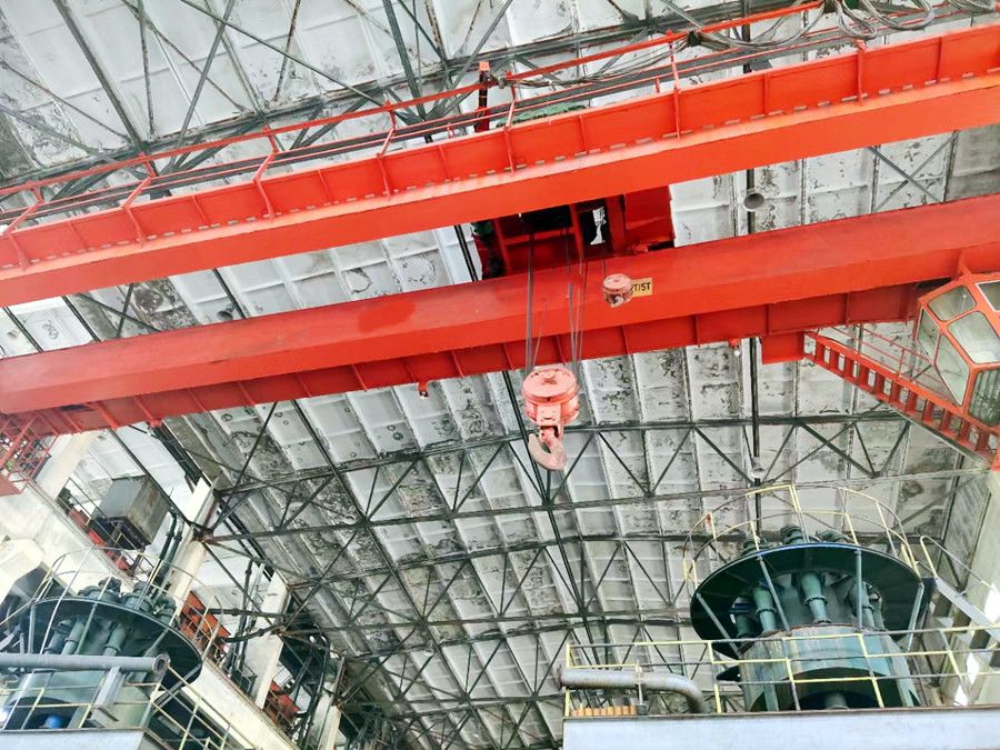 河南起重機械生產(chǎn)廠家太原銷售、QD型吊鉤橋式起重機