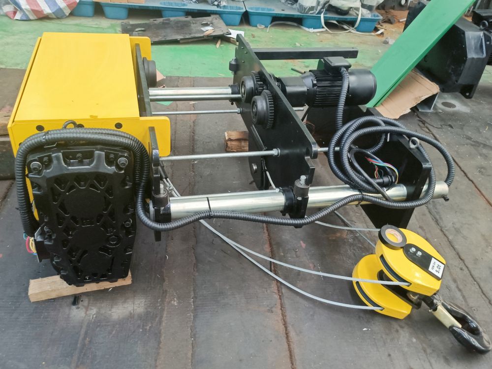 電動葫蘆廠家品牌、歐式新型電動葫蘆生產(chǎn)定制、安裝維修