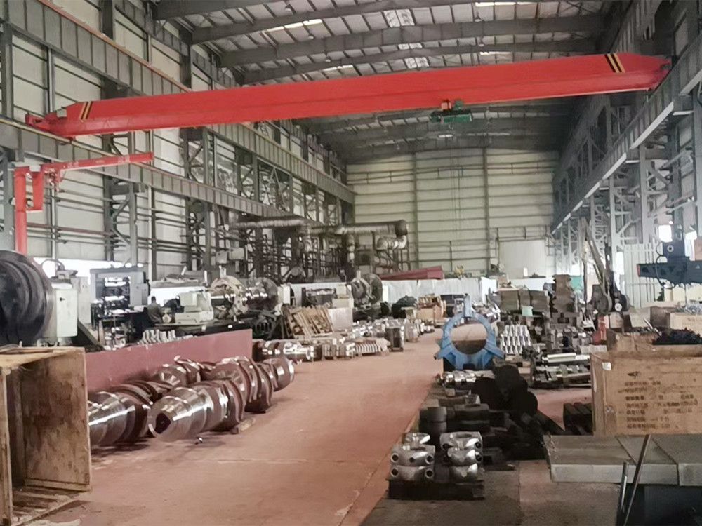 單梁橋式起重機(jī)、單梁天車、吊機(jī)、行吊廠家銷售、安裝改造維修