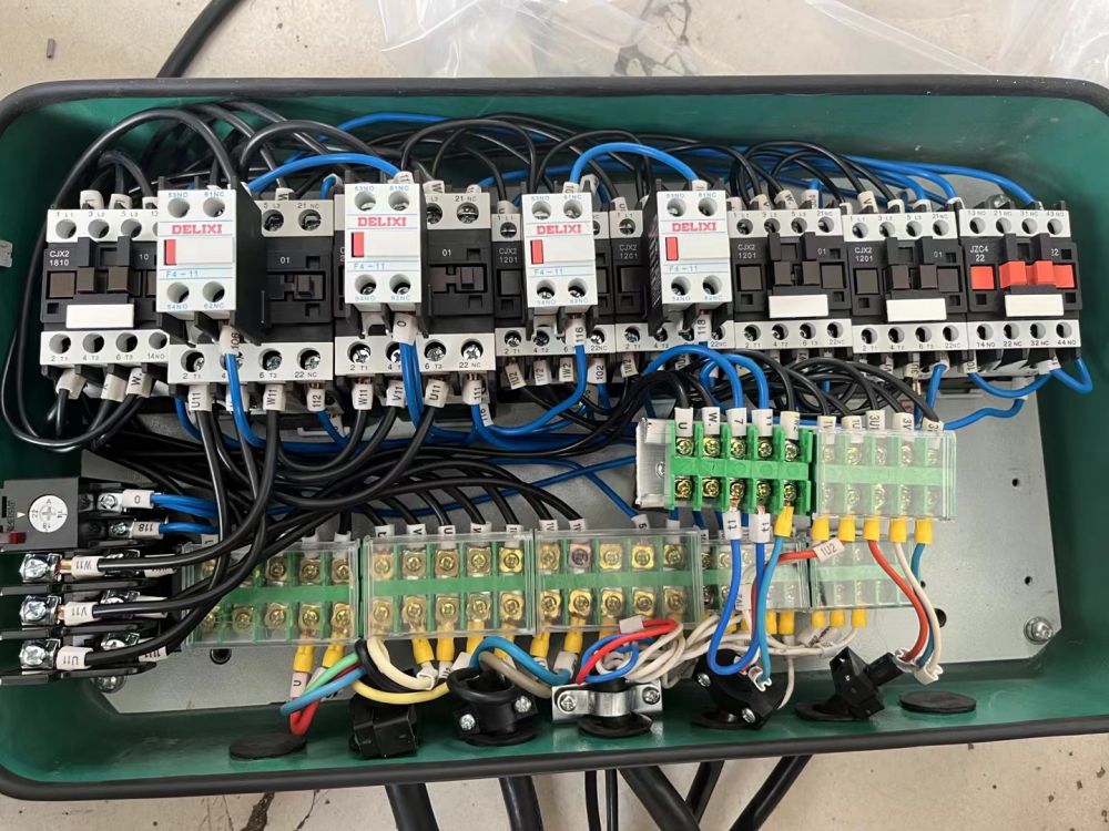 電動(dòng)葫蘆控制電器箱、單速/雙速葫蘆電器控制箱